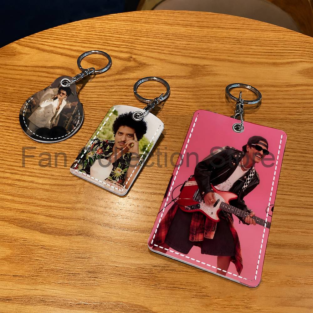 Singer B-Bruno Mars The Romant - Airtag Holder Case 评论和价格